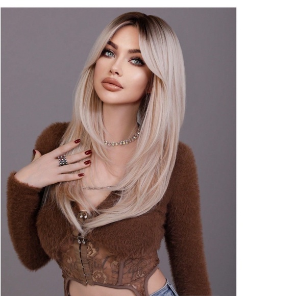 Blonde Layered hair Wig With Curtain Bangs Dark Roots Medium length - Picture 3 of 11